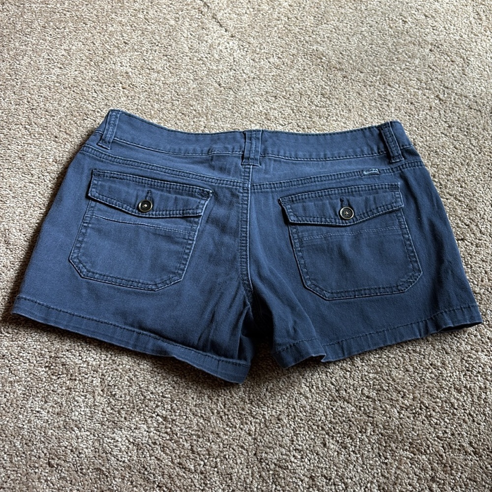 Juniors UNIONBAY Delaney Stretch Twill Blue Casual Utility Shorts Size 9 - Picture 2 of 7
